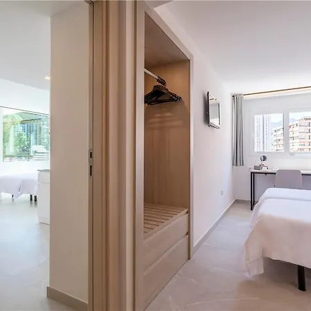 Hotel Halley & Affiliated By Melia Benidorm