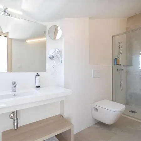 Halley Hotel & Apartments Affiliated By Melia *